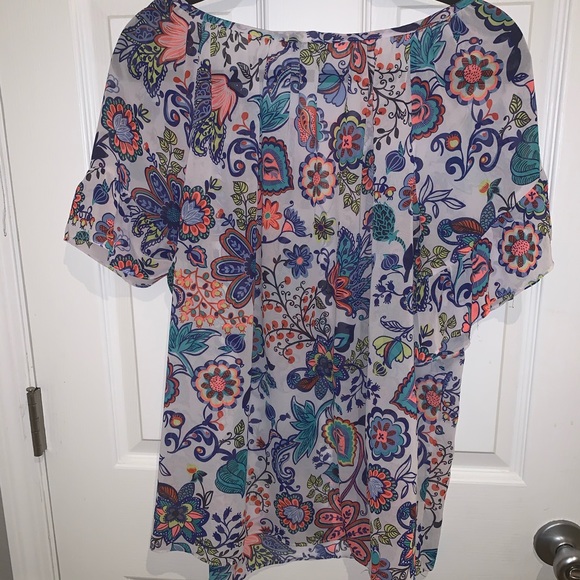 Women’s sheer print blouse - Picture 3 of 3